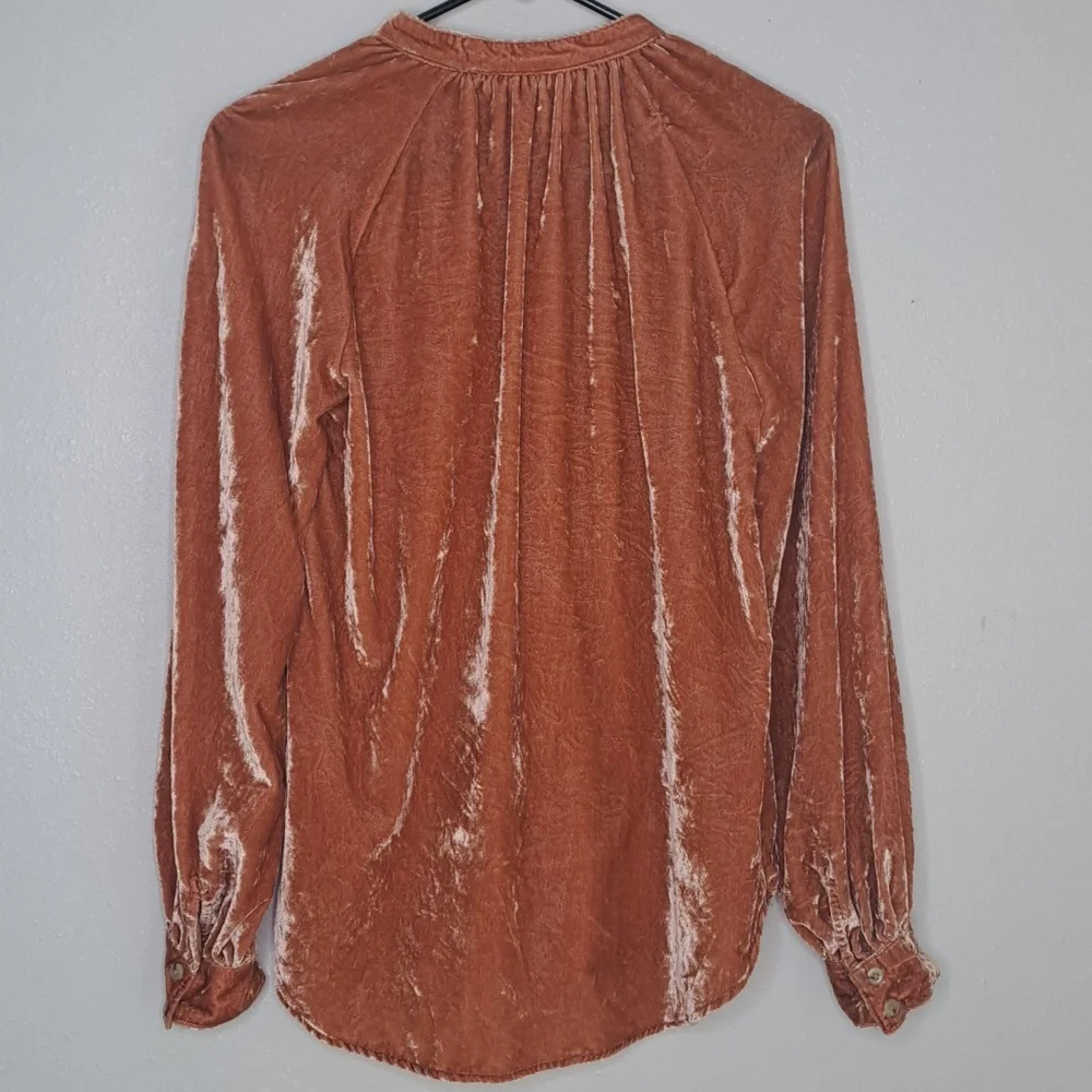 Anthropologie Pilcro Women's Crushed Velvet Blouse Button Up Burnt Orange XS - Picture 6 of 10